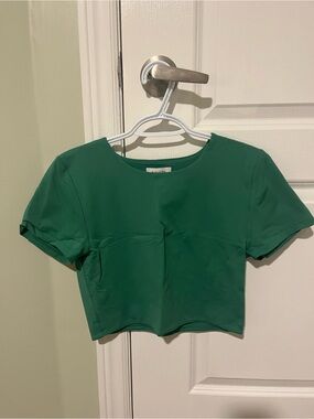Babaton Contour Crew Cropped T-Shirt Court Green Size Large